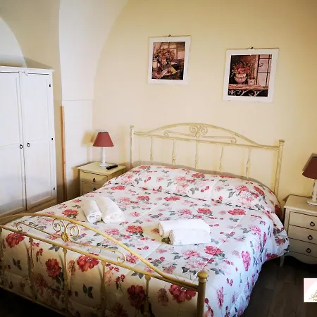 Archetto Bianco Bed & Breakfast 3*